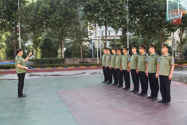機關軍事化隊列訓練_副本.jpg