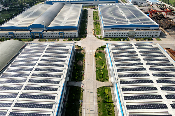 8. 光伏發(fā)電項目并網發(fā)電 綠色發(fā)展走出“新路子”_副本.jpg