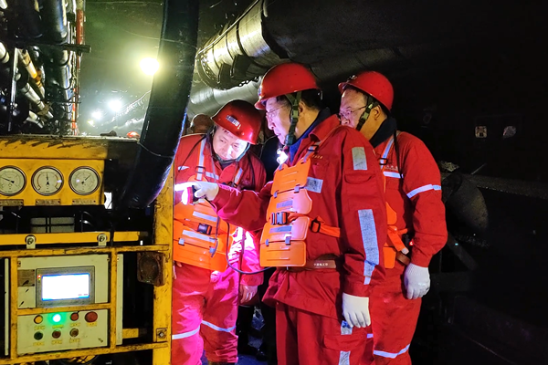 1——萬(wàn)家燈火 有我守護(hù).png