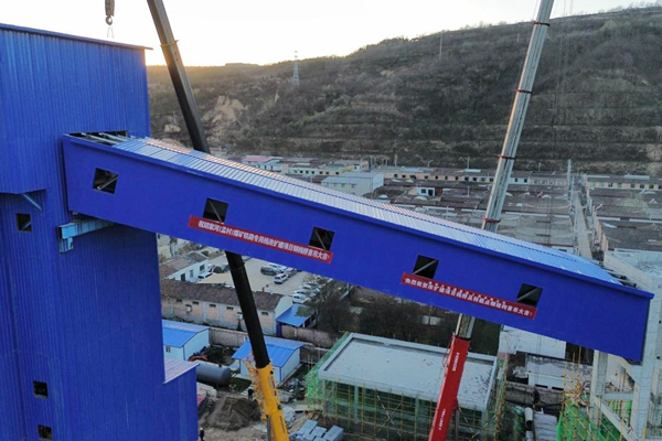 吊裝現(xiàn)場 (1)_副本.png