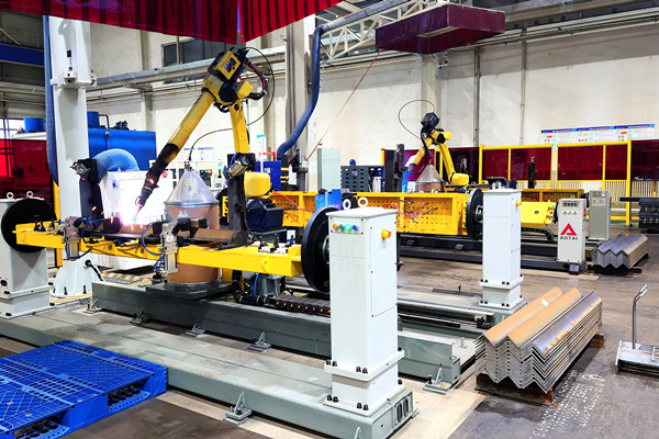 3——協(xié)同增效 打響降本“攻堅(jiān)戰(zhàn)”_副本.jpg