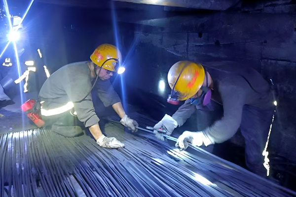 2 皮帶硫化_副本.jpg