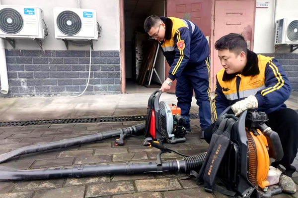 創(chuàng)新創(chuàng)效 優(yōu)化設(shè)備_副本.jpg