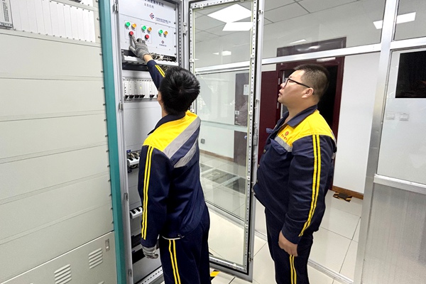 大佛寺小莊站CTC調(diào)試_副本.jpg